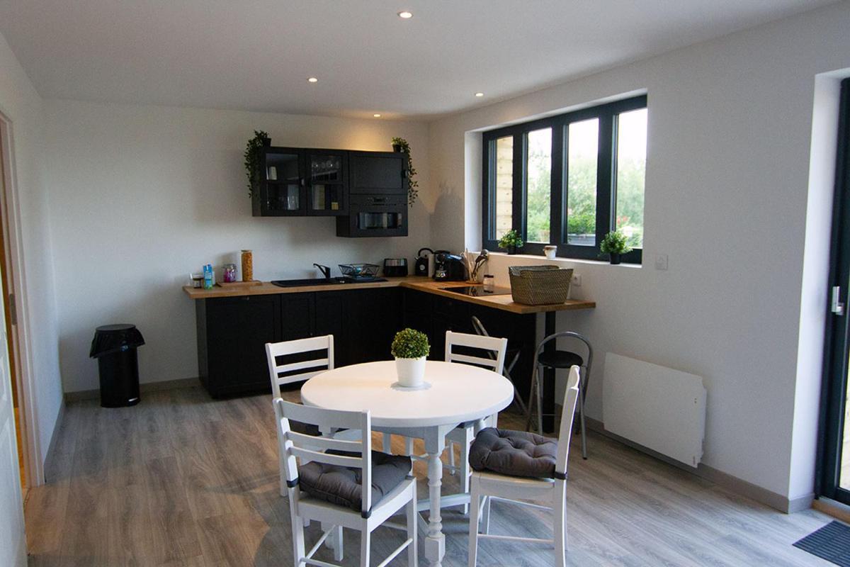 Le Clos De La Madelaine Montreuil  ภายนอก รูปภาพ